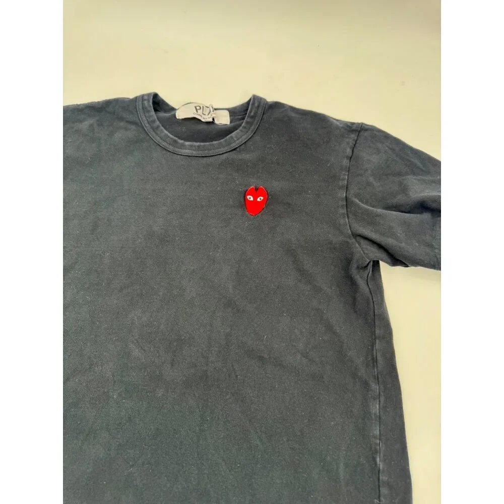Comme Des Garcons Play Black Heart Logo jersey T-Shirt  Size L  Made In Japan - Picture 5 of 14